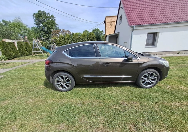 Citroen DS4 cena 24900 przebieg: 198000, rok produkcji 2011 z Wiązów małe 79